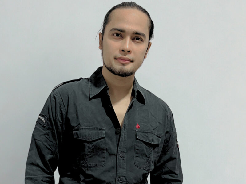 Penyanyi solo, Alf Tatale. (Foto: Istimewa)