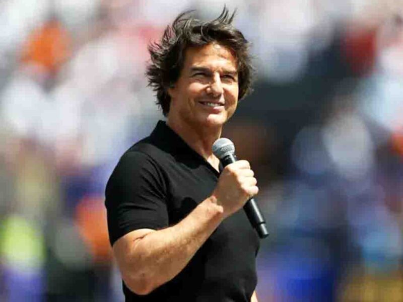 Momen aktor laga Tom Cruise berpidato di Seremonial Penutupan Piala Dunia 2026. (Foto: Istimewa)