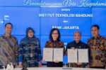 Bank Jakarta dan ITB menandatangani MoU tentang Pemanfaatan Layanan Jasa dan Produk Perbankan dalam rangka pendidikan, penelitian, pengabdian kepada masyarakat, dan pengembangan sdm. (Foto: Istimewa)