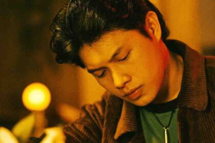 Penyanyi solo, Rony Parulian. (Foto: Istimewa)