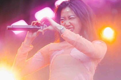 Dokumentasi aksi panggung Vierratale di Synchronize Fest 2026. (Foto: Istimewa)